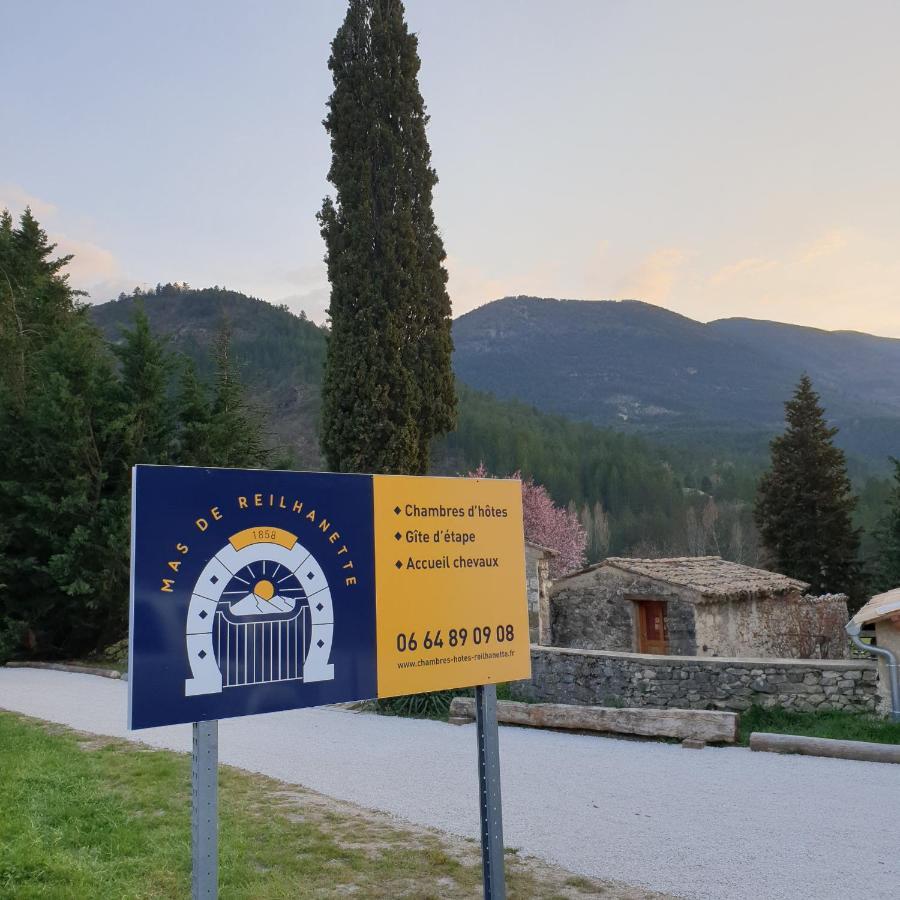Mas De Reilhanette Montbrun-les-Bains Εξωτερικό φωτογραφία
